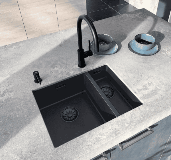 Lorreine 3434BQ-FU Luxe Dubbele Keukenspoelbak Graniet Zwart Met Korfplug Zwart 34 x 40 + 34 x 40 Vlakbouw Of Onderbouw